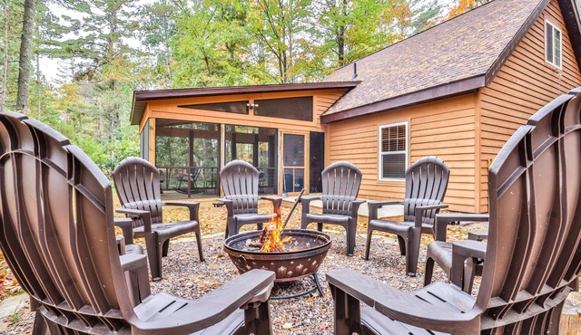 Year Round Luxury Cottage - Eagle River