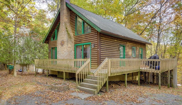 Year-Round Outdoor Adventures: Poconos Hideaway