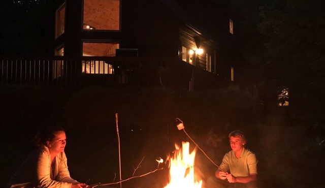 Year Round Outdoor lovers Paradise, enjoy skiing, biking, hiking and golfing.