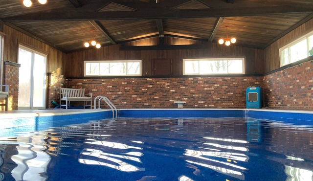Year Round Playground with INDOOR Pool and Hot Tub