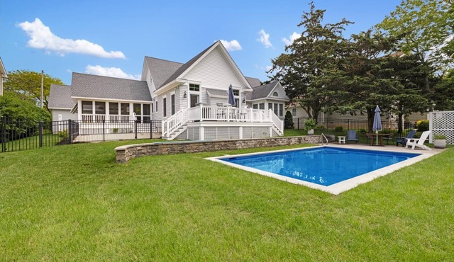 Year-Round Retreat in West Cape May with Pool – Pet Friendly! Biriding Retreat