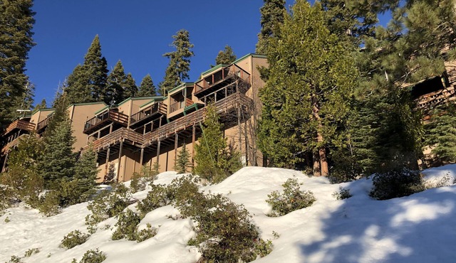 Year round vacation location - Enjoy great water sports, fishing and more!