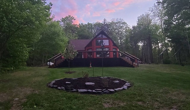 Year Round Waterfront Private House on Moosehead
