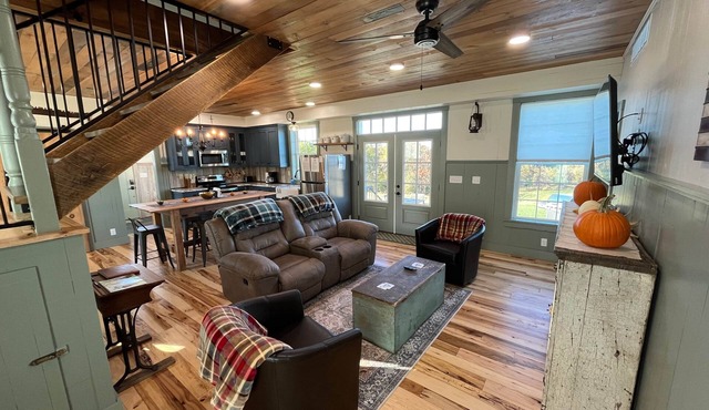 Yeates Schoolhouse, Yeates Schoolhouse Guest Suites