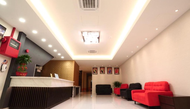 YEE HOTEL Permas Jaya