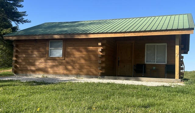Yellow Banks Log Cabin with Lake Views