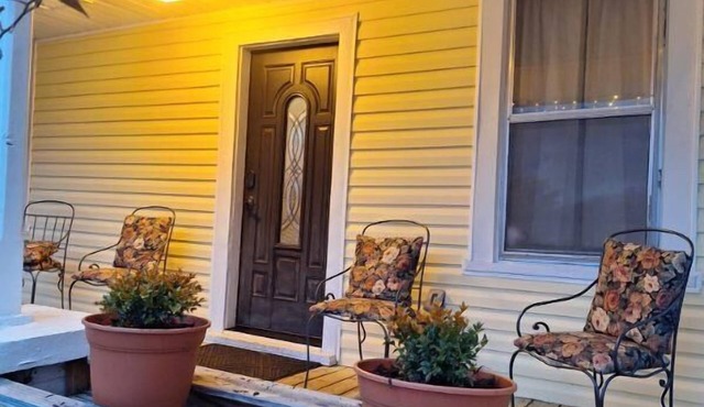 Yellow Doll House near UT & downtown Knoxville.
