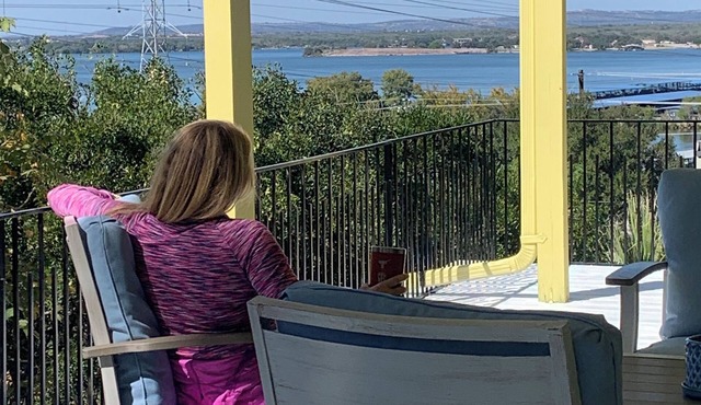 Yellow Rose of Texas at Lake LBJ/Horseshoe bay ~ Cottonwood Shores Grt location