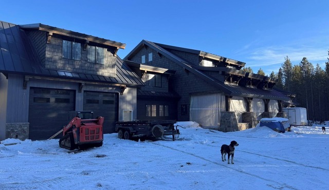 Yellowstone Adventure Lodge - ready June 2026!