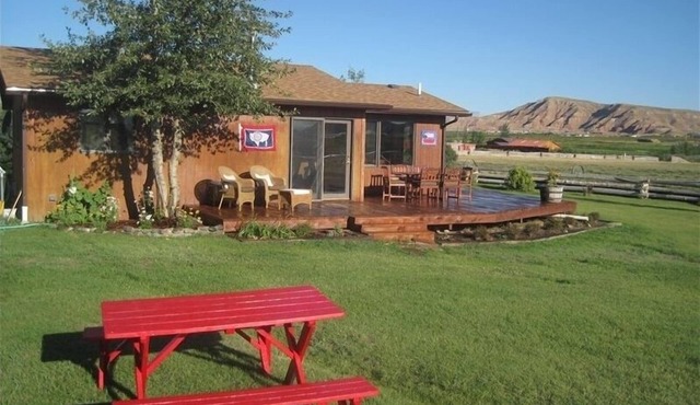 Yellowstone/Dubois Private Cabin on the Wind River