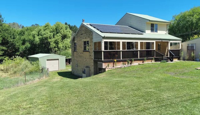 Yellowstone | quiet country farmhouse | fast internet