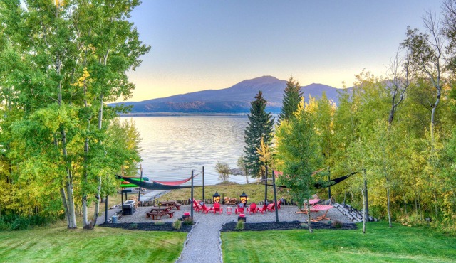 Yellowstone's Finest Private Waterfront Lodge · 360° Views · 15 Min to Park
