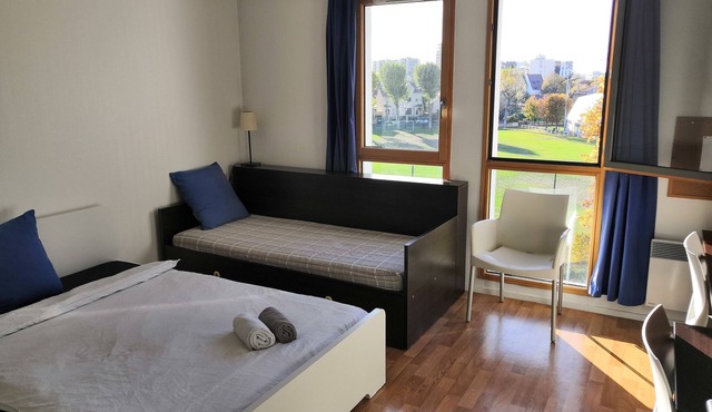 Yifan's Sunny Studio 10 Minutes à La Défense