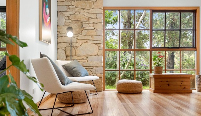 Yirrip House - Nestled on the edge of National Park