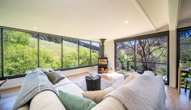 Yoho House - a luxurious farm house set in nature