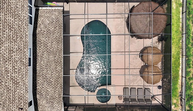 YOLO HOUSE - WINDSOR HILLS : LUXURY TIKI BAR & BBQ : ALL DAY SUN :NEAR DISNEY