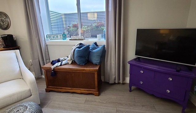 York St Suite Elora - 1.2 km, 10 min walk to downtown