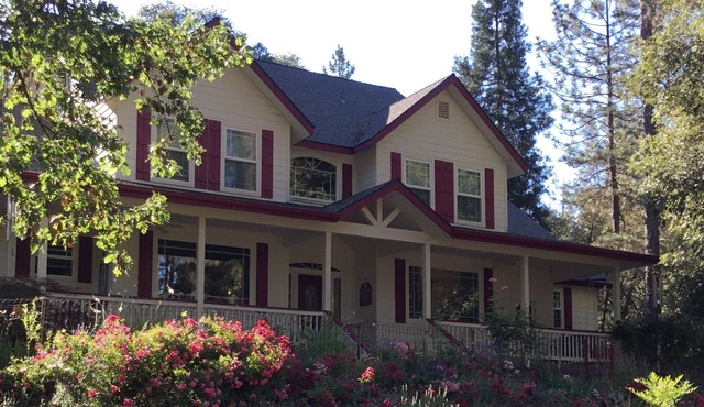 Yosemite Firehouse Inn