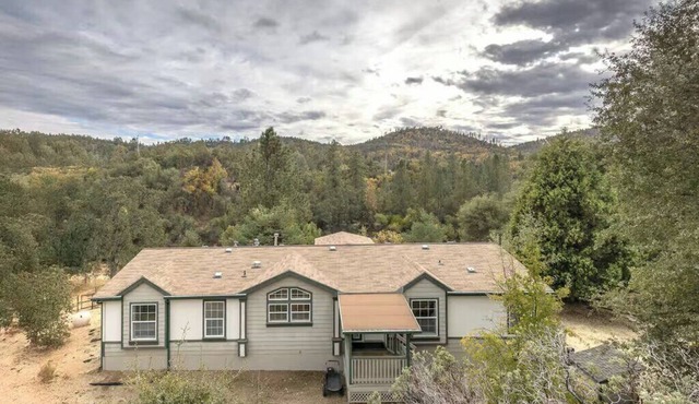 Yosemite Getaway, Sierra Retreat