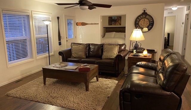 Yosemite Inn at Pine Mountain Lake, Hwy 120 to Yosemite National Park