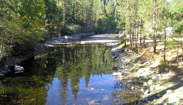 Yosemite Lakes Wheelchair Accessible Cabin 46