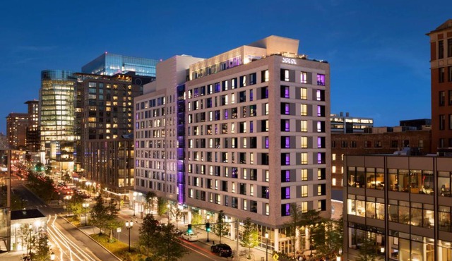 YOTEL Boston