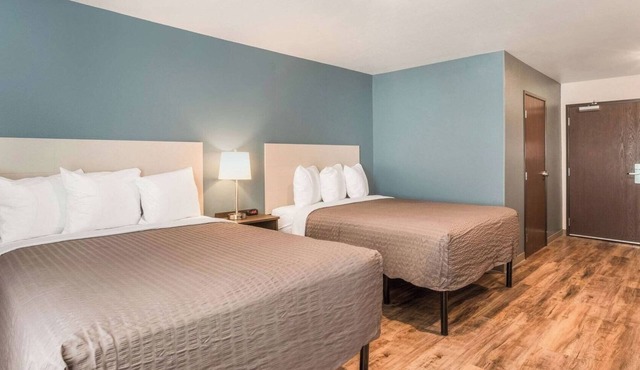 You Can Save In 2 Affordable Suites w/Kitchen | Good For Friends & Family