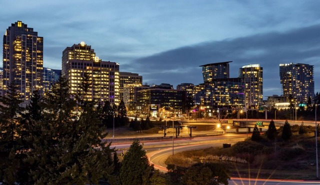 You Found it! Convenient Room, Close to Best Restaurtants and Shopping Malls!