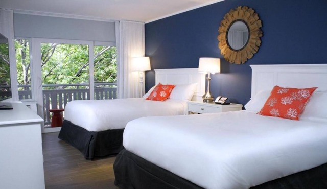 You Found it! Free Parking, Pets Allowed, Onsite Pool and Hot Tubs, Grill Area