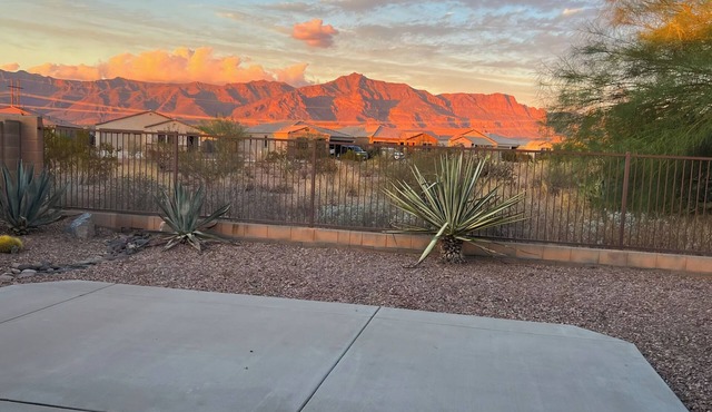 You've just found the Desert Paradise Knockout Views beautiful, gated community
