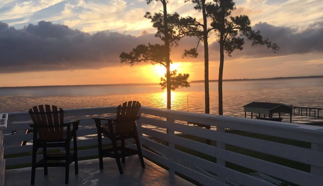 You will be "Blown Away"! nNew Dock!