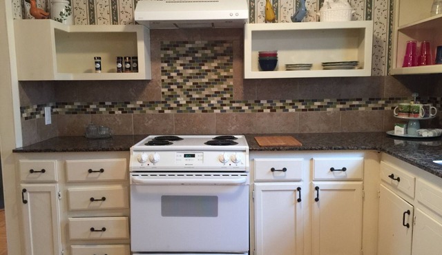 You will love to cook in this Kitchen! It is loaded with space! Fully Sanitized!