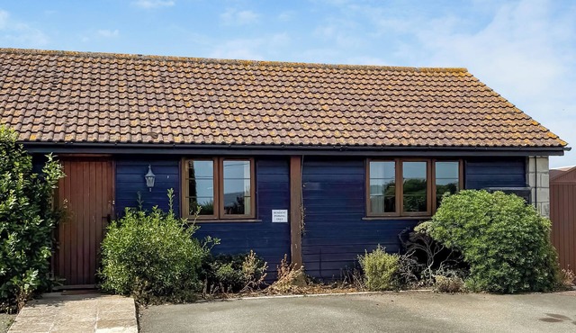 You’ll love the stylish step-free layout and peaceful countryside setting.