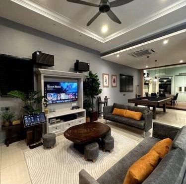 YouLuvHomestay 4BR for 16-18 Pax Gunung Rapat Ipoh