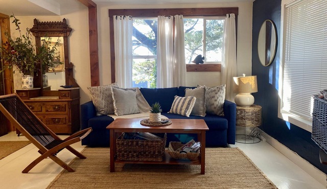 Young’s Bay Coastal Cottage