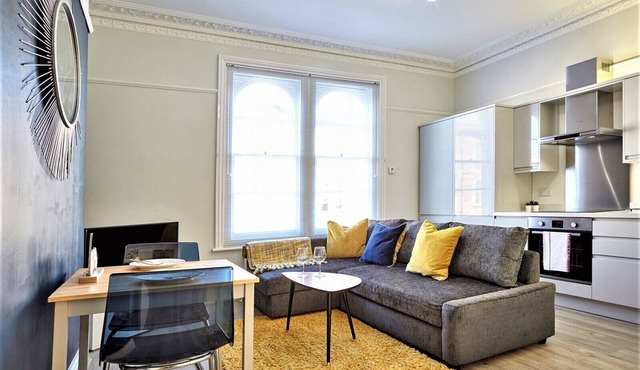 Your Apartment | Bristol The Sunningdale - No.2