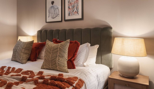 Your Apartment | Cotham Arms - Studio (SK)