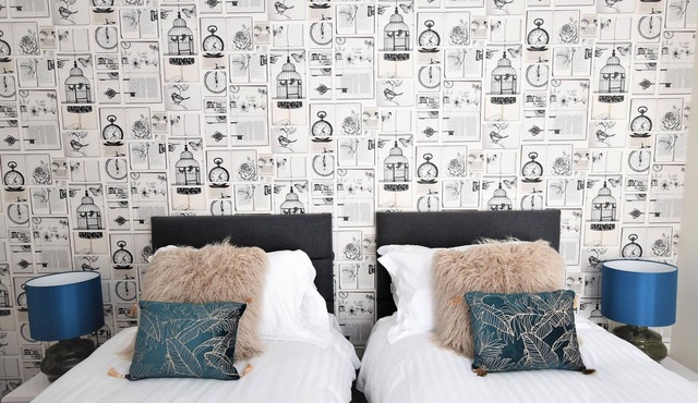 Your Apartment The Old Bank 3