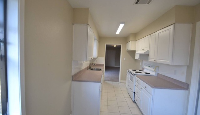 .Your BEAUTIFUL PLACE TO CALL HOME NO CREDIT CHECK* Comfortable 3 bed, 2 bath home.