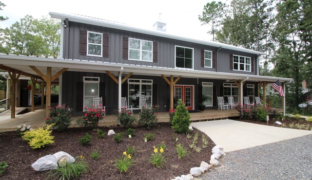 “Your Big Lake House” - Large Lakefront Home w Private Pool & Hot Tub-Sleeps 40!