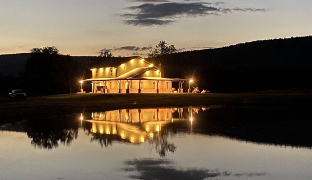 Your Cabin in the Mountains Awaits (1836 Ranch)