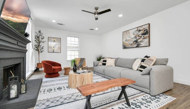 Your Charming Getaway w/Game Room & Pool Oasis