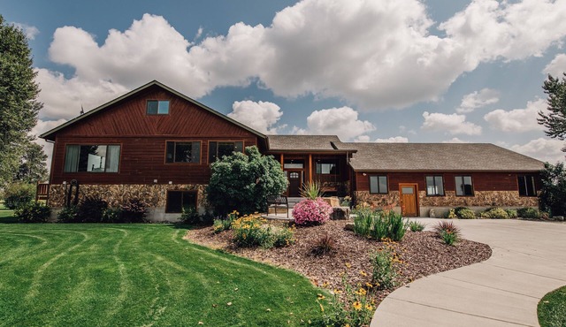 Your country home away from home where kids entertain themselves.