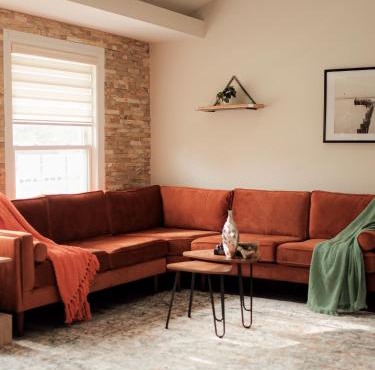 Your Cozy Getaway with Sunroom & Gaming Room
