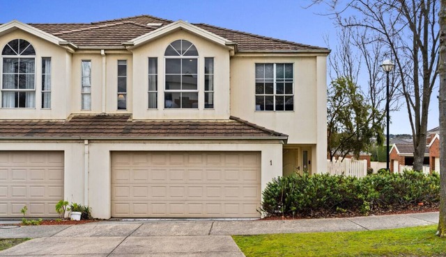 Your Cozy Home in Glen Waverley | 4BR Family Stay