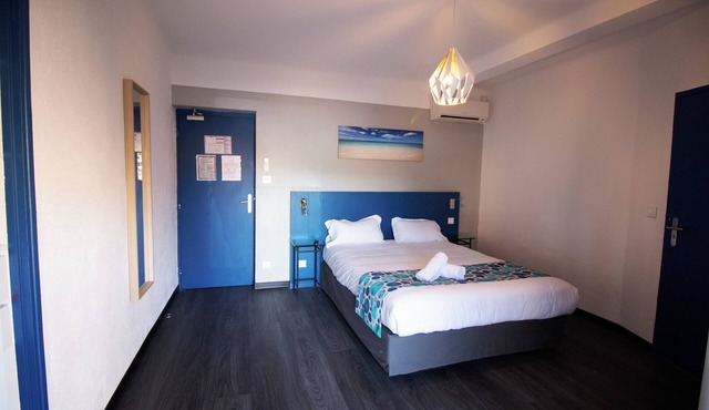 Your Dream Getaway in Six Fours Les Plages! Pet-friendly Property!
