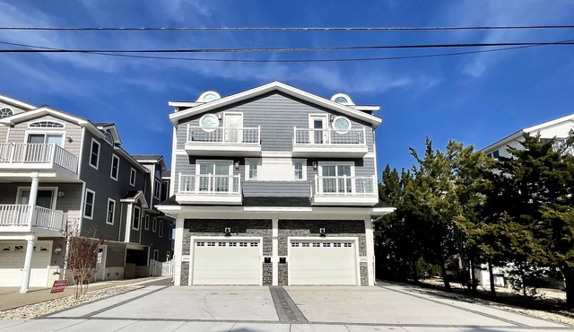 Your Dream Summer Vacation Starts HERE!