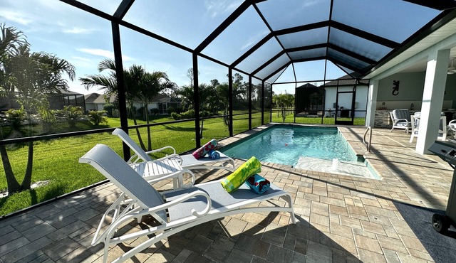 * Your dreamy Florida retreat where sunshine, serenity, and style come together! *