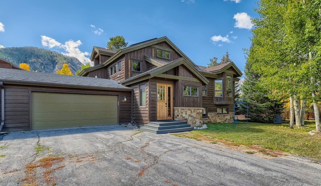 Your family mountain retreat, quiet side of Frisco