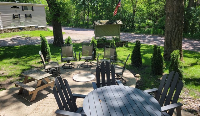 Your Family Vacation Starts Here, Less than a Mile from Arnold's Park!